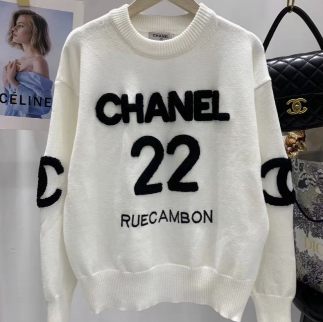 Fashion Sweater with Tags #CHN