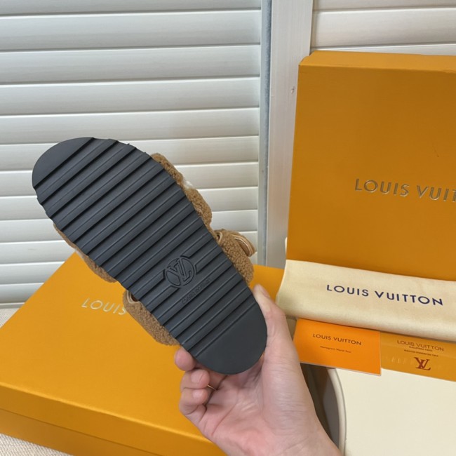 Fashion Furry Slides with Box #LOV