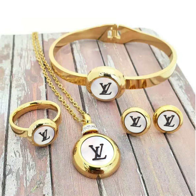 Fashion Jewery 4 pcs Se #CHN #LOV #GUI #VER