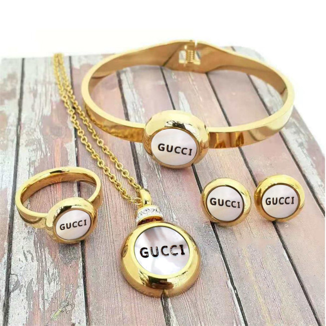 Fashion Jewery 4 pcs Se #CHN #LOV #GUI #VER