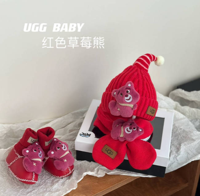 Fashion Kids Shoes Scarf Hat 3 pcs Set with Box #UG