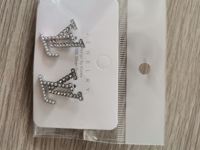 Women Earring Studs 10 Pairs A Pack #LOV #CHN #GUI