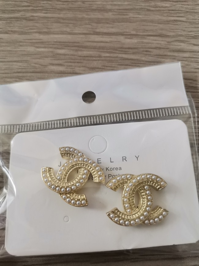 Women Earring Studs 10 Pairs A Pack #LOV #CHN #GUI