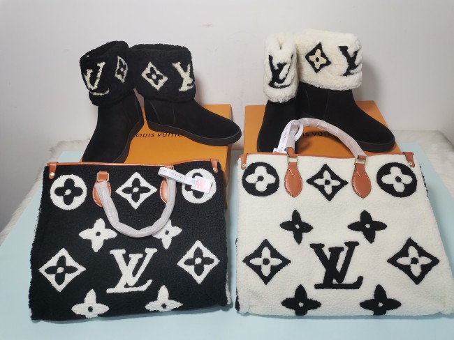 1 Set Fashion Tote Bag & Boot with Box #LOV