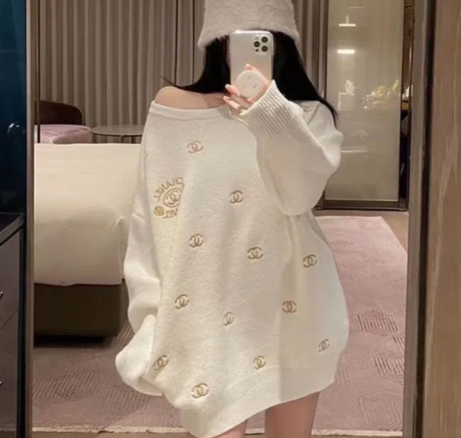 High Quality Sweater with Tags #CHN