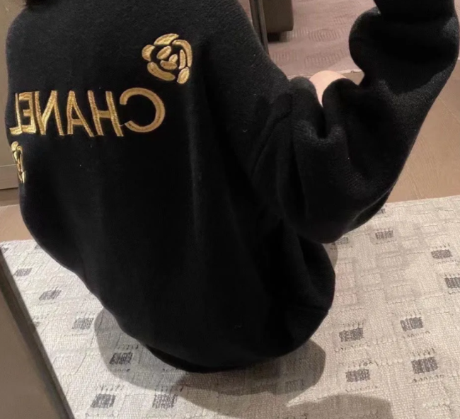 High Quality Sweater with Tags #CHN