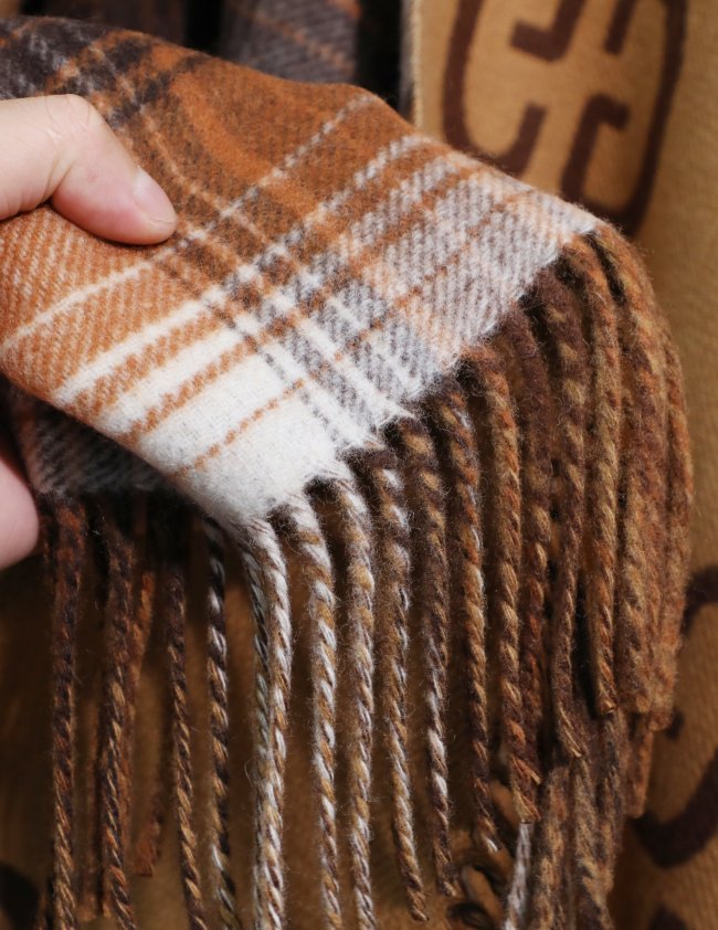 High Quality Claok with Tags  #GUI