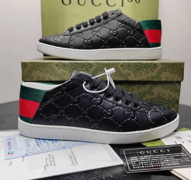 High QUality Shoes with Box #GUI