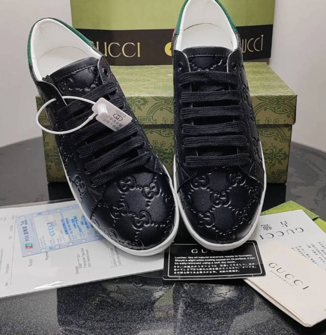 High QUality Shoes with Box #GUI