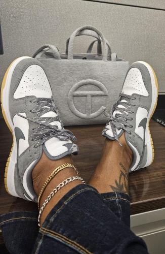 1 Pair Sport Shoes(without bag) With Box size:5.5-12 Free Shipping