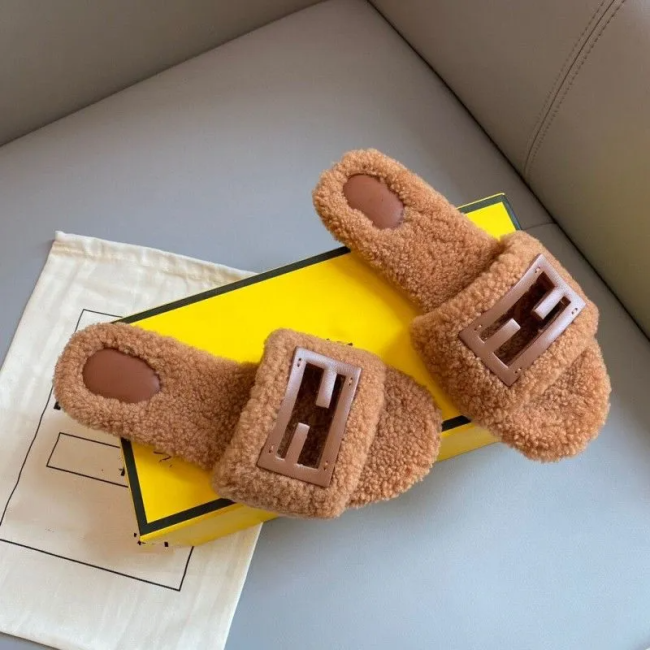 Fashion Furry Slippers With Box #FEI