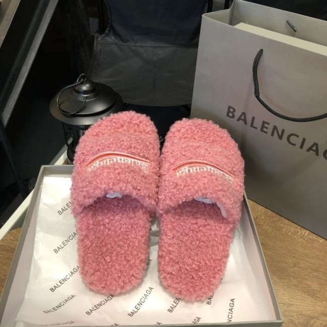 Fashion Furry Slides with Box #BAL