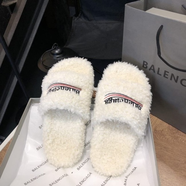 Fashion Furry Slides with Box #BAL