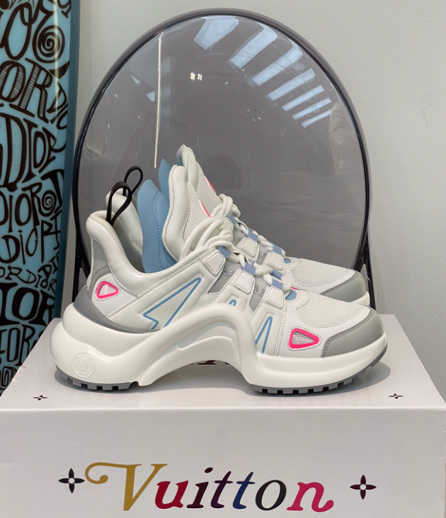 High Quality Shoes with Box  #LOV