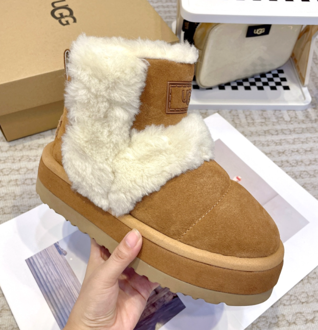 High Quality Boots with Box #UG