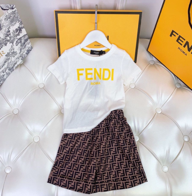 Fashion Kids Shirt with Shorts Set #GUI #LOV