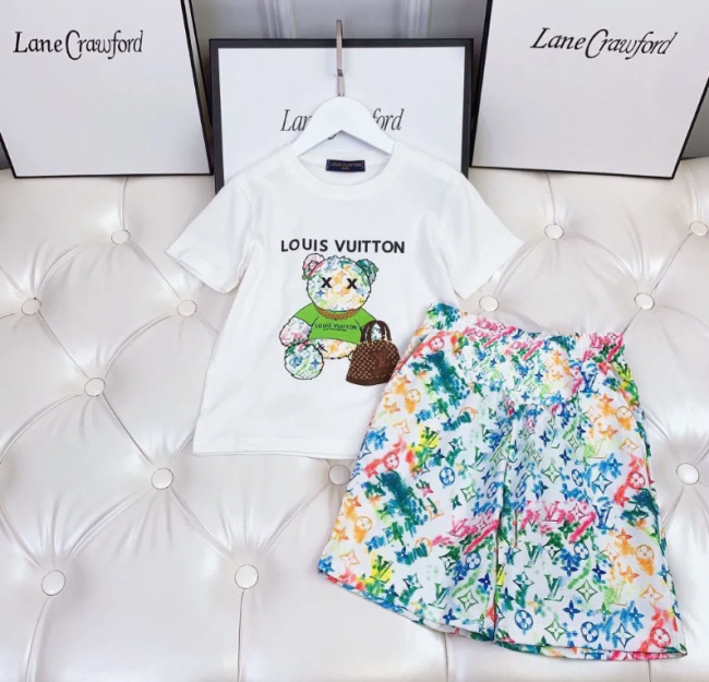 Fashion Kids Shirt with Shorts Set #GUI #LOV