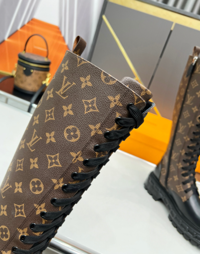 High Quality Boots with Box #LOV