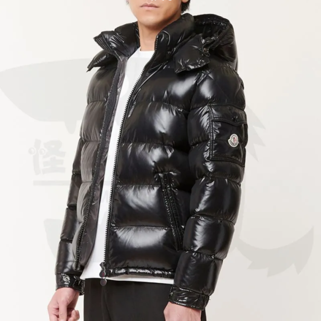 Unisex Moncler Down Jacket Coat with Tags