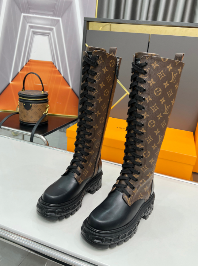 High Quality Boots with Box #LOV