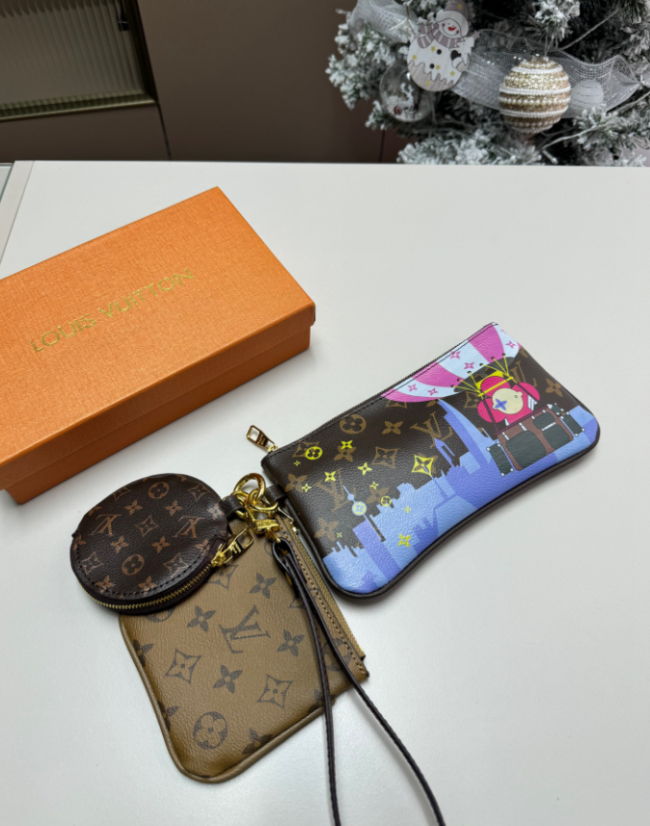 High Qaulity Coin Purse with Box #LOV