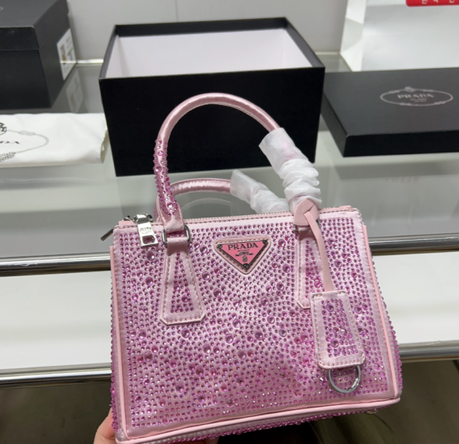 High Quality Crystal Bags with Box Size 23×15cm #PRD