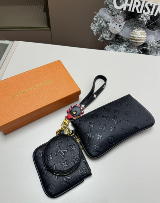 High Qaulity Coin Purse with Box #LOV