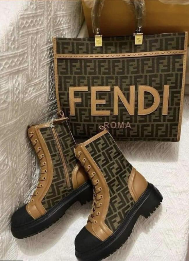 High Quality Boots with Bag Set #FEI