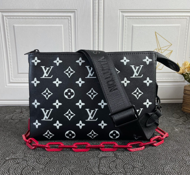 High Qulaity Bag with Box #LOV