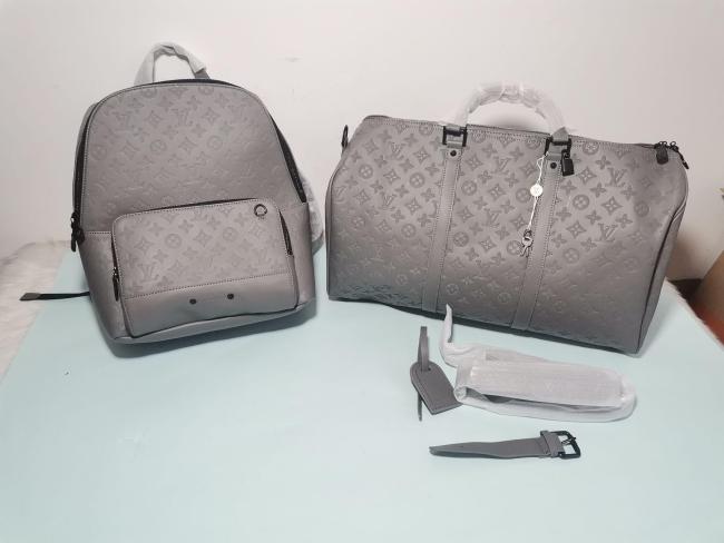 High Quality Bag #LOV