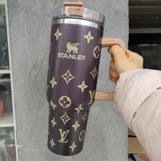 Wholesale fashion cup with box  #LOV