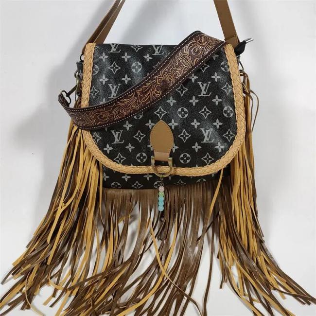 Fashion shoulder bag size:30*23*10cm #LOV