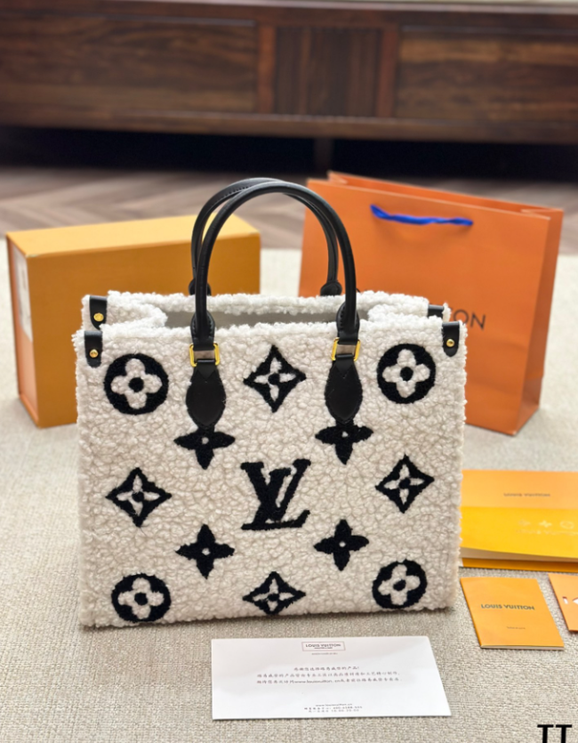 High Quality Teddy Fur Tote Bag #LOV