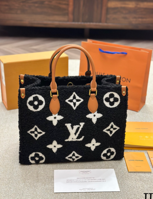 High Quality Teddy Fur Tote Bag #LOV