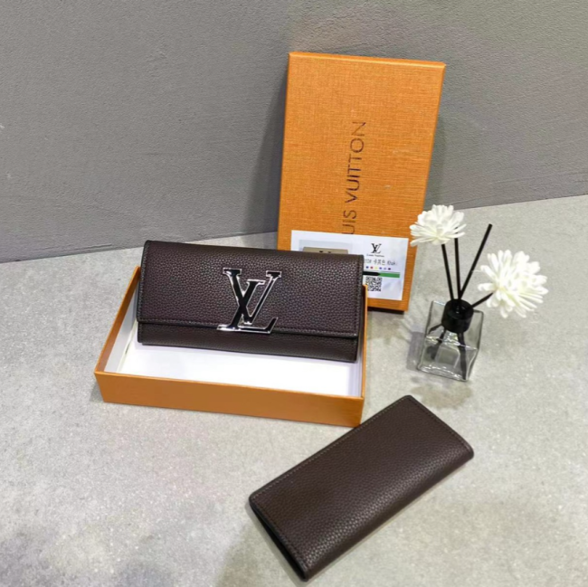 Women Fashion Wallet with Box #LOV