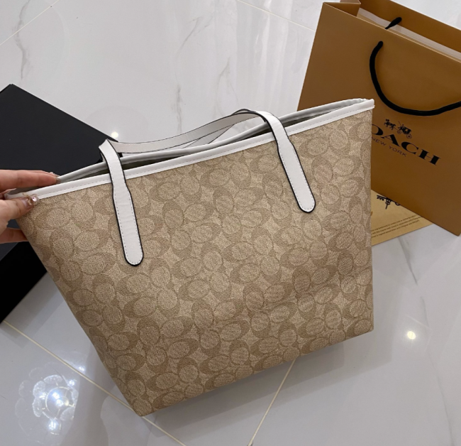 Women Fashion Tote Bag  #COA