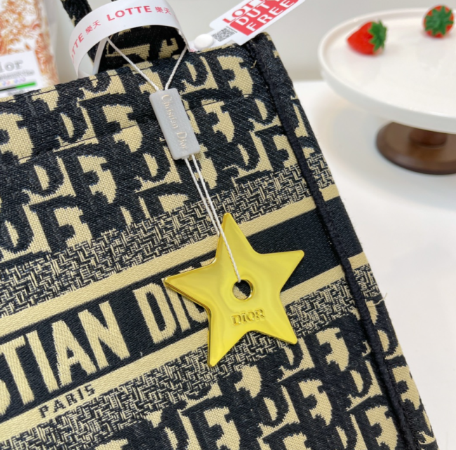 Women Fashion Tote Bag #DIO