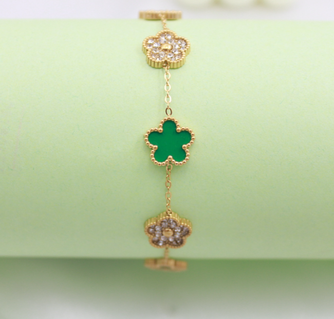 Clover Bracelets No Box 