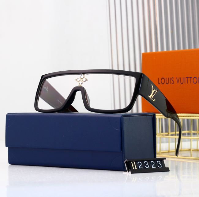 Fashion Shades with Box #LOV