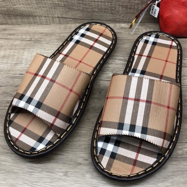 1 Set Fashion Slipper & Shoulder Bag #BUR