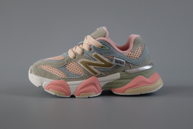 Kids NB shoes with Box