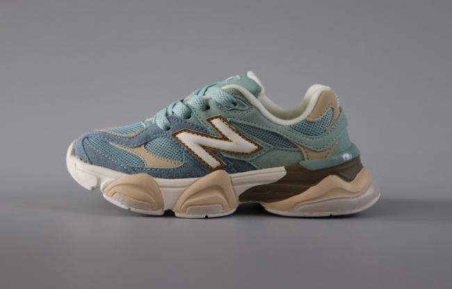 Kids NB shoes with Box