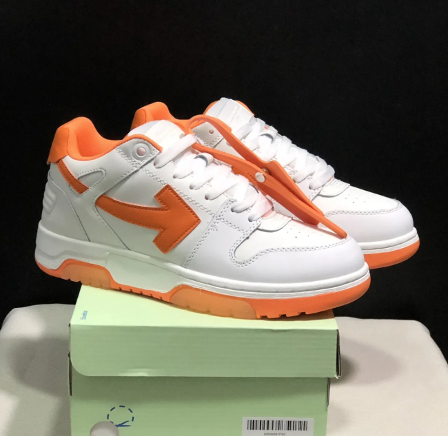 Sports Shoes with Box #OFF