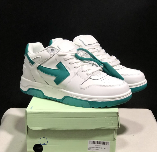 Sports Shoes with Box #OFF