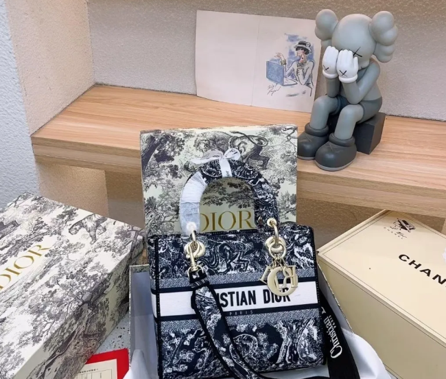 High Quality Tote Bag with Box #DIO