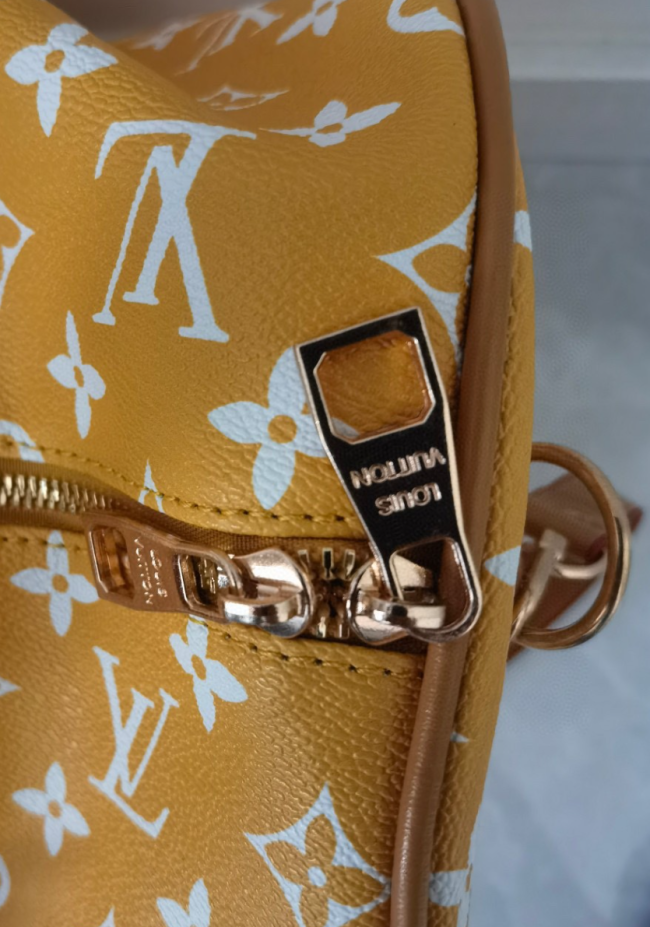 Fashion Luggage Bag Free Shipping Size 44*28cm #LOV