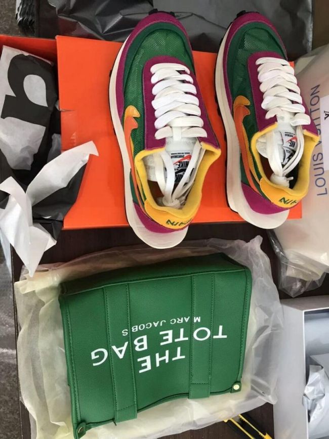 1 Set Fashion Sport Shoes & Bag #NIK #TEL