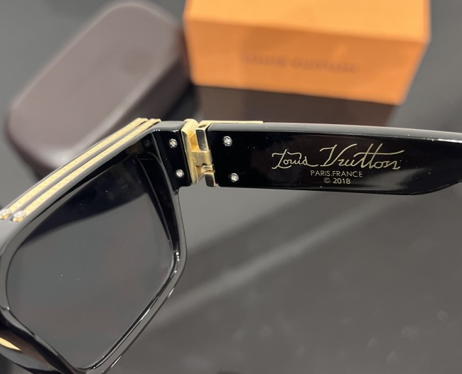 Fashion Shades No Box #LOV