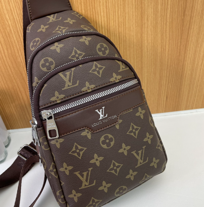  Fashion Chest Bags  #LOV #GUI #COA