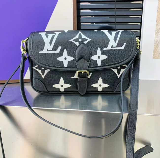 Women Fashion Bag No Box #LOV